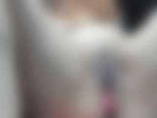 Live cam show with kattysquirt - Hairy Pussy on Big Tits