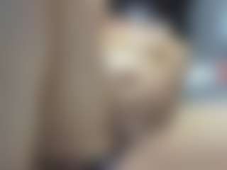 Live cam show with kattysquirt - Athletic White on madthumbs | colombia