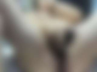 Live cam show with kattysquirt - Athletic on 1on1-livenow