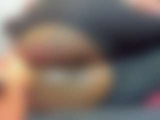 Live cam show with KendraChavez - Black Amateur on Latina Girls