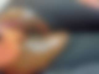 Live cam show with KendraChavez - Fingers on Camsoda