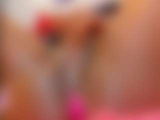 Live cam show with KendraChavez - Squirt Teen (18+) on UwU Esports