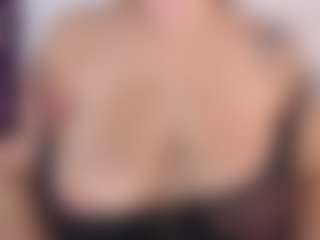 Alice Jones milf's Live Sex Cam Show