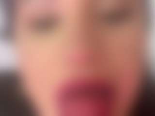 Alice Jones milf's Live Sex Cam Show