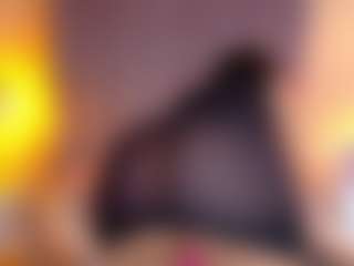 Live cam show with Alice Jones - Twerk on Uber Horny