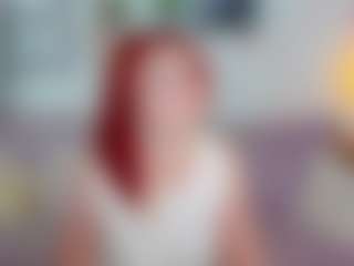 Live cam show with CreamyLissa - Amateur on Milfs Live