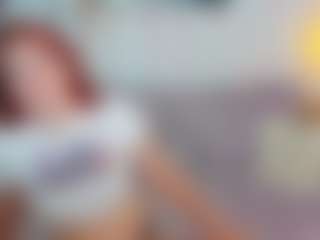 Live cam show with CreamyLissa - Natural on Dare Cams