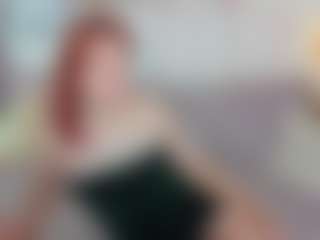 Live cam show with CreamyLissa - Petite MILF on Taboo Cams XXX