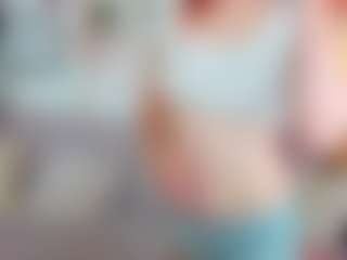 Live cam show with CreamyLissa - Petite MILF on slutload