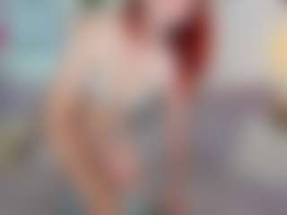 Live cam show with CreamyLissa - Sexwebcam Red Hair on fapnchat