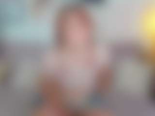 CreamyLissa's Live Sex Cam Show