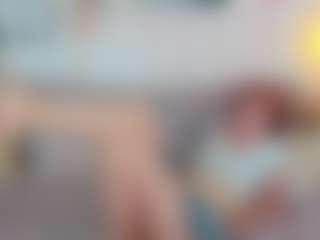 Live cam show with CreamyLissa - Bedroom on slutload