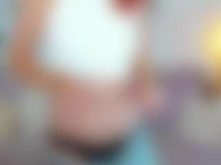 Live-Cam-Show mit CreamyLissa - Natural auf Camsoda
