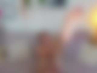 CreamyLissa's Live Sex Cam Show