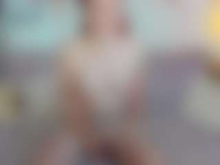 CreamyLissa's Live Sex Cam Show