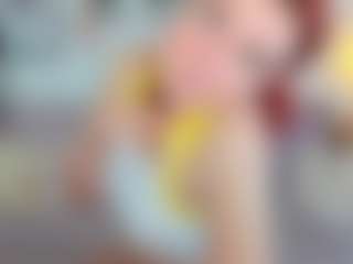 Live cam show with CreamyLissa - Strip Red Hair on Livezox