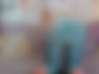 Live cam show with CreamyLissa - Red Hair Blowjob on Dolls Live