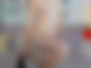 Live cam show with CreamyLissa - Spank Red Hair on liverealitysex.com