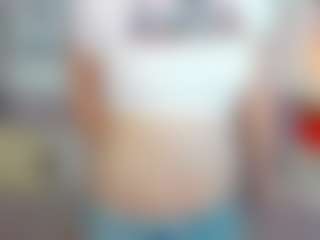 Live cam show with CreamyLissa - Flirt MILF on nudelive.tv