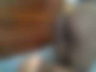 Spettacolo in cam dal vivo con Horny-ella01 - Bedroom Black su Camsoda