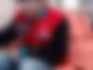 Live cam show with Lorenzo Long - Brown Eyes on liverealitysex.com