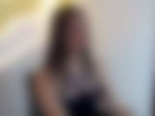 Spettacolo in cam dal vivo con afroditaa69x1 - Young Adult su Camsoda