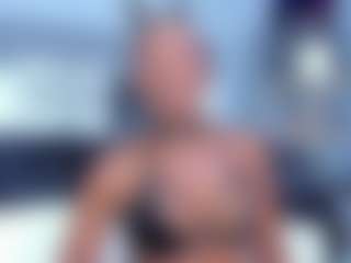 Live cam show with Coco-Kiiss - Ebony on Camsoda | colombia