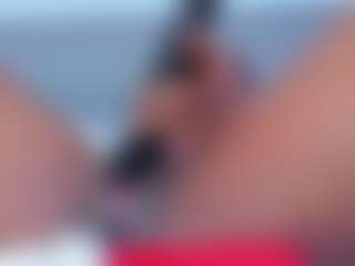 Live cam show with Coco-Kiiss - Small Tits on boobsie.com