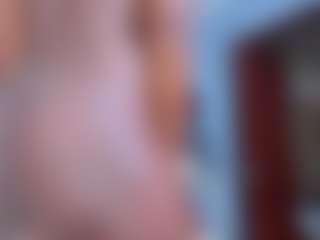 Live cam show with Coco-Kiiss - Athletic on Pornisteam.com