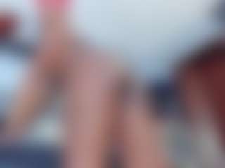 Live cam show with Coco-Kiiss - Ebony on Gym Cam Girls | colombia