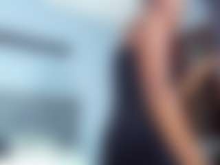 Live cam show with Coco-Kiiss - Ebony Small Tits on Free Soda