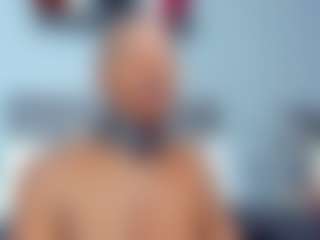 Live cam show with Coco-Kiiss - Latex on Camming Site