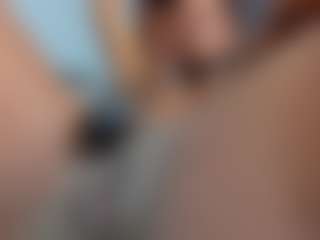 Live cam show with Coco-Kiiss - Ebony Squirt on Soda Cam | colombia