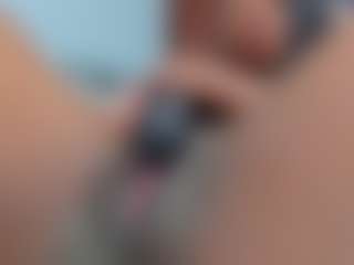 Live cam show with Coco-Kiiss - Cowgirl on hrnylive.com