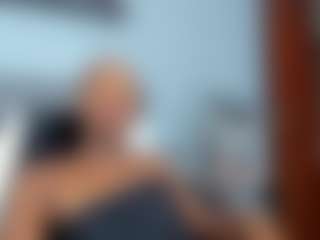 Live cam show with Coco-Kiiss - Ebony on CamSextacy | colombia