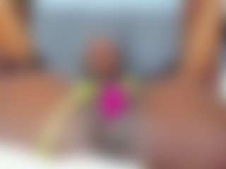 Live cam show with Coco-Kiiss - Shaved on sexylivex.com