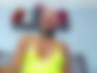 Live cam show with Coco-Kiiss - Shaved on xDating