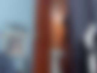 Live cam show with Coco-Kiiss - Shaved on Camsoda