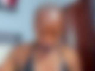 Live cam show with Coco-Kiiss - Ebony on googirlz | colombia