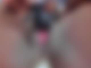 Live cam show with Coco-Kiiss - Athletic Ebony on Stripli.com