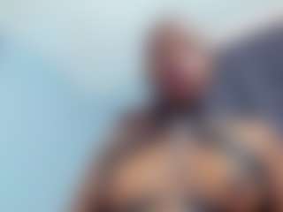 Live cam show with Coco-Kiiss - Spanks on studioflirtlive.com