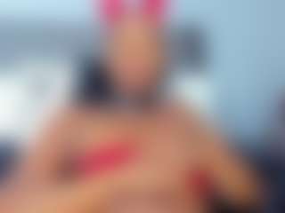 Live cam show with Coco-Kiiss - Facial on crypto-cams