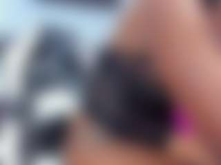 Live cam show with Coco-Kiiss - Creamy on AdultVida.com