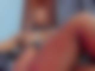 Live cam show with Coco-Kiiss - Ebony Small Tits on Uber Horny