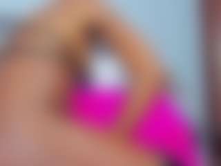 Live cam show with Coco-Kiiss - Facial on Camsoda