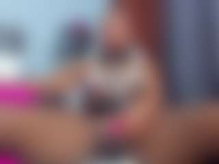 Live cam show with Coco-Kiiss - Oil on Camsoda