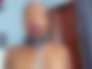 Live cam show with Coco-Kiiss - Latex on CamSodaAdn