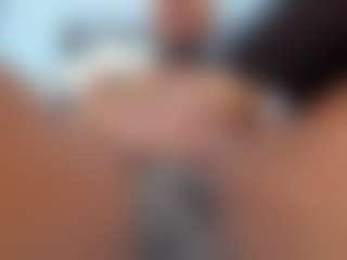 Live cam show with Coco-Kiiss - Ebony Small Tits on CamSodaAdn