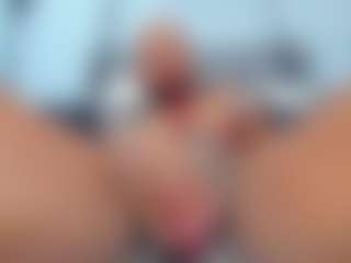 Live cam show with Coco-Kiiss - Ebony on Camsoda | colombia