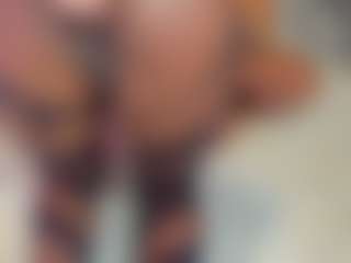 Live cam show with Coco-Kiiss - Ebony on Milfs Live | colombia